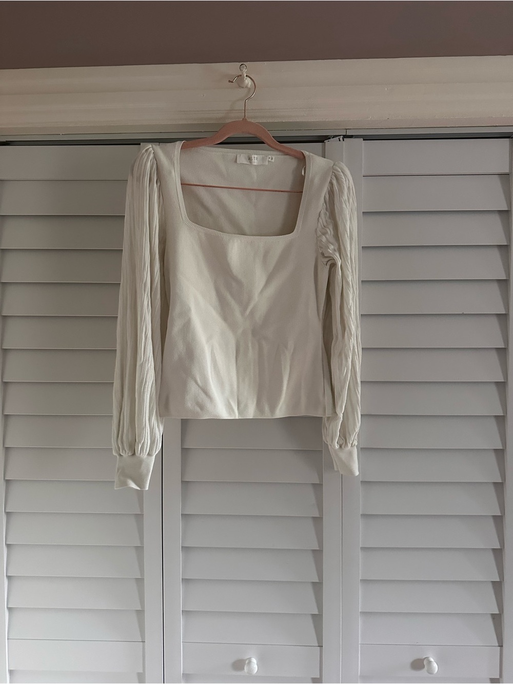 Astr Cream Square Neck Puff-Sleeve Knit Top